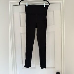 Carbon 38 | Ribbed High-Waisted Leggings | Black